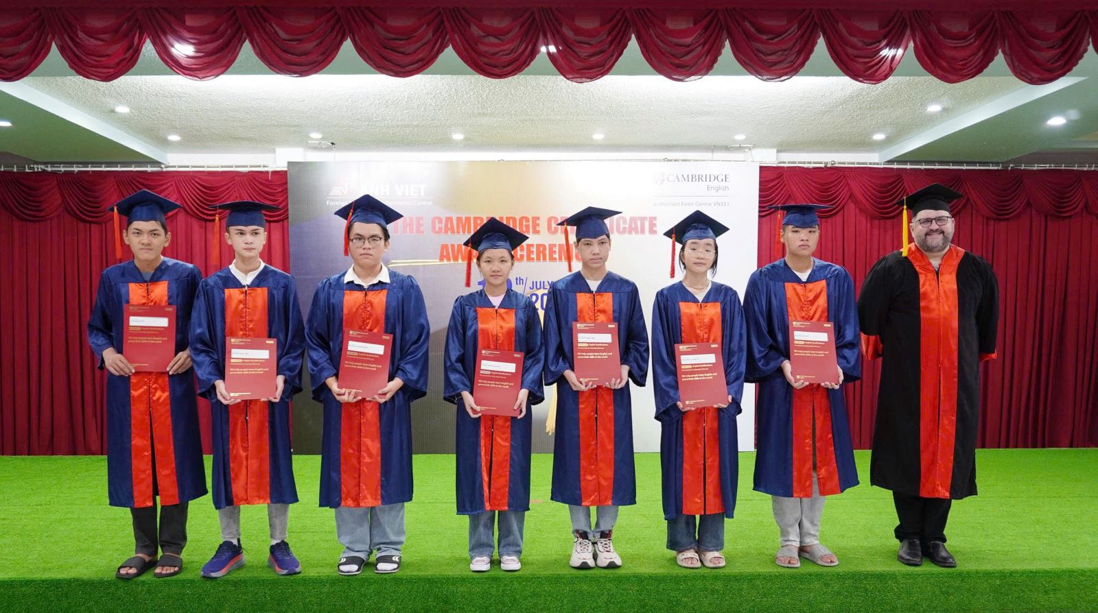 LỄ VINH DANH VÀ TRAO CHỨNG CHỈ TIẾNG ANH QUỐC TẾ - ĐẠI HỌC CAMBRIDGE NGÀY 13/07/2025